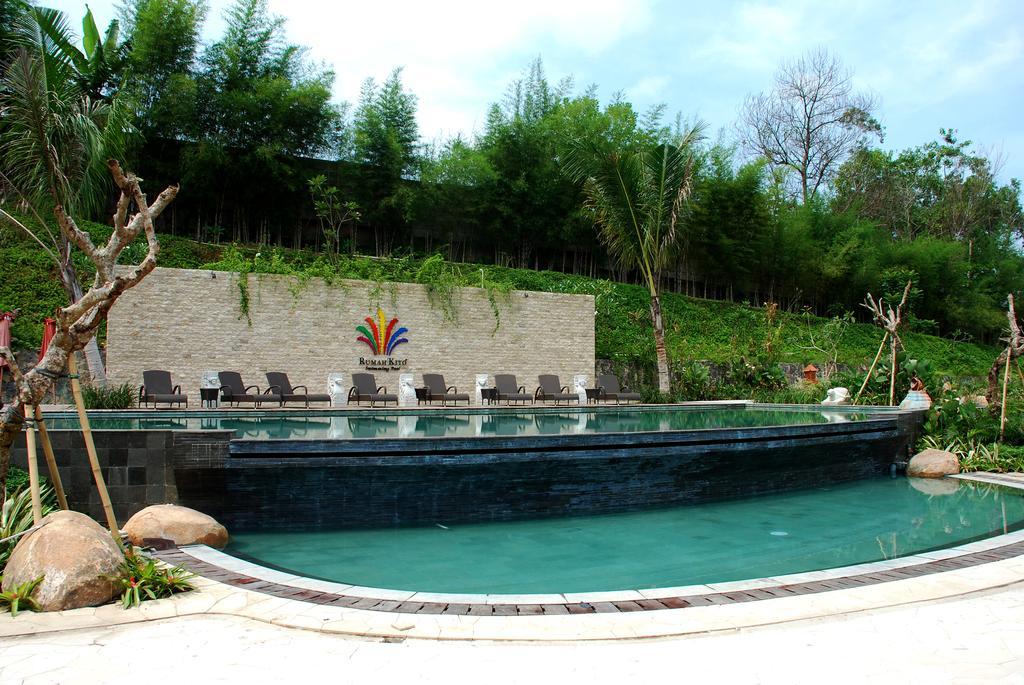 Rumah Kito Jambi Esterno foto