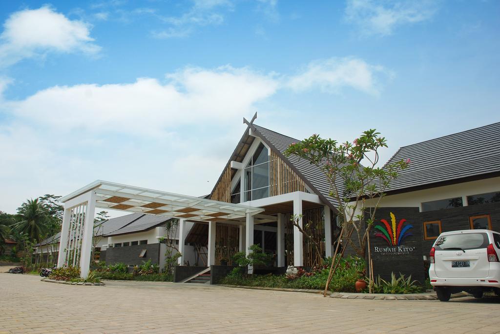 Rumah Kito Jambi Esterno foto