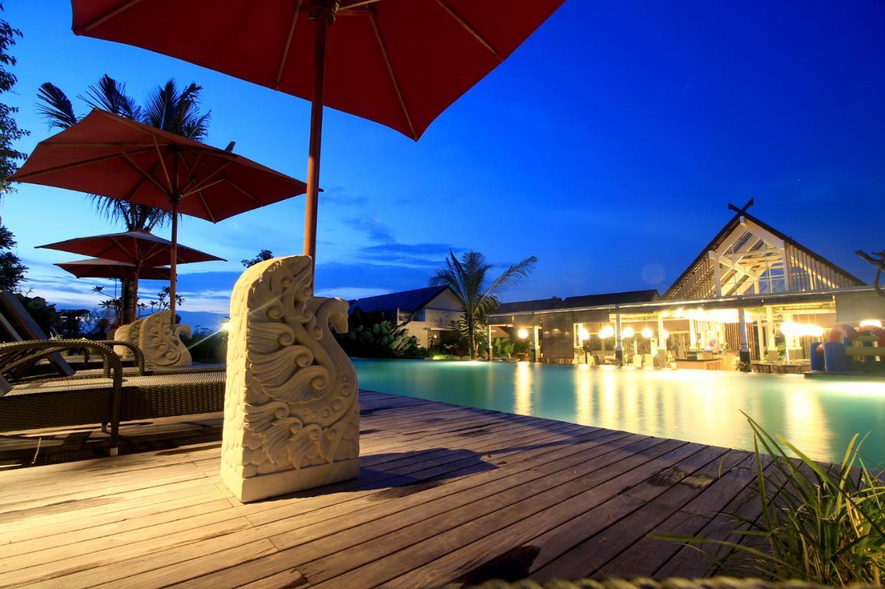 Rumah Kito Jambi Esterno foto